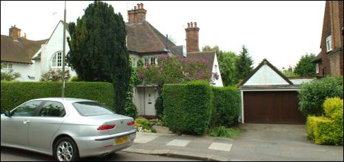 153 Hampstead Way